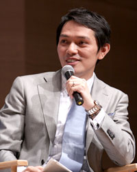 ＜ホスト＞西岡明彦（スポーツコメンテーター）
