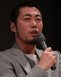 [GUEST]
上原浩治
(テキサスレンジャーズ)